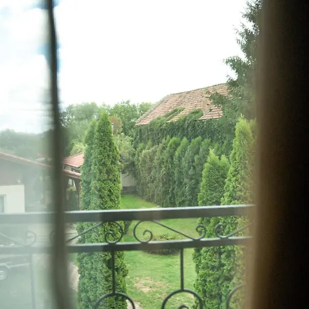 Boutique Marlen Bed & Breakfast Ghimbav